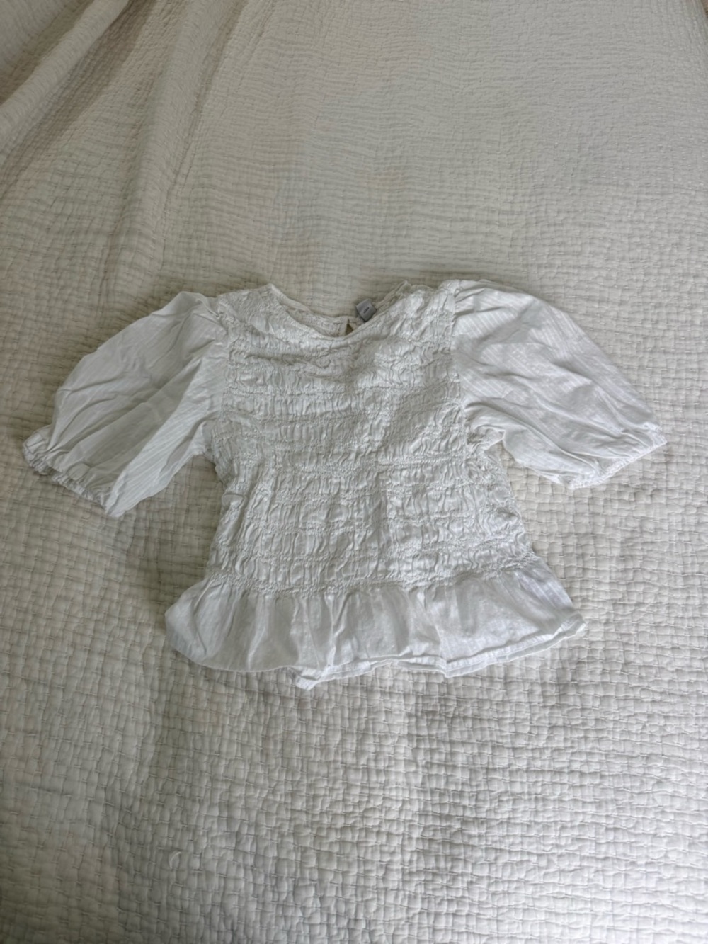 Old Navy White Smocked Puff Sleeve Peasant Blouse